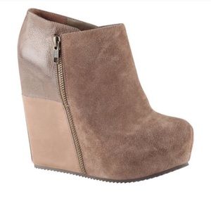 ALDO “Daby” wedged boots